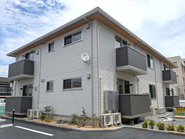 建物外観　建築中