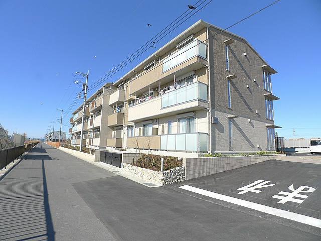 建物外観　ロイジェントパークスレイクタウンIIIのご紹介は住まいの窓口