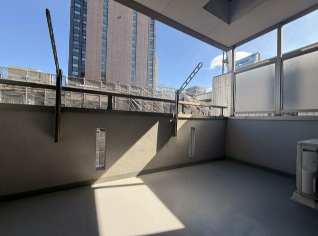 バルコニー　※別室参考写真