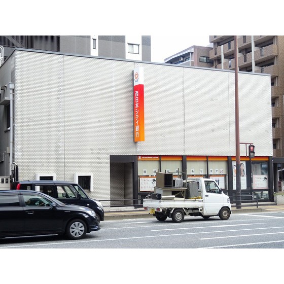 銀行　西日本シティ銀行港町支店（銀行）まで440m