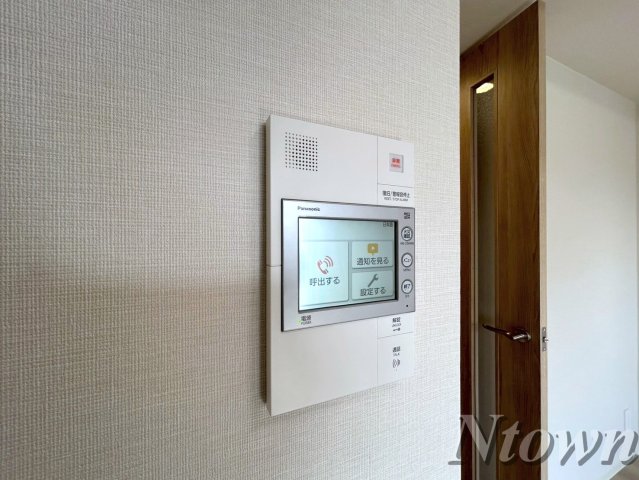 セキュリティ　モニター付きインターフォンです。