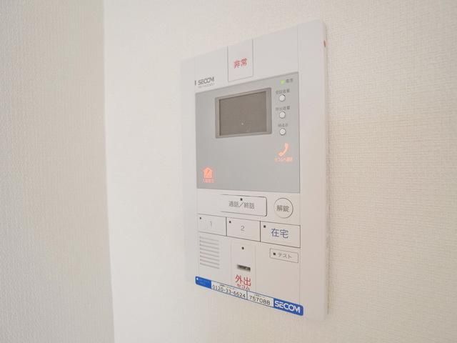 セキュリティ　もしもの時に・・・セコム入ってます♪