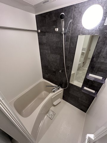 バス・シャワールーム　ゆったり過ごせるお風呂です