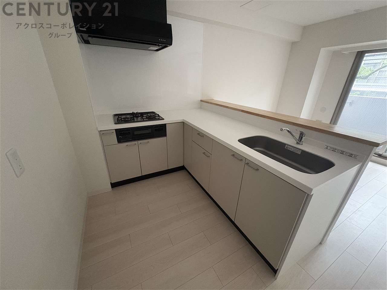 キッチン　3口ガスコンロ付きのカウンターキッチン☆