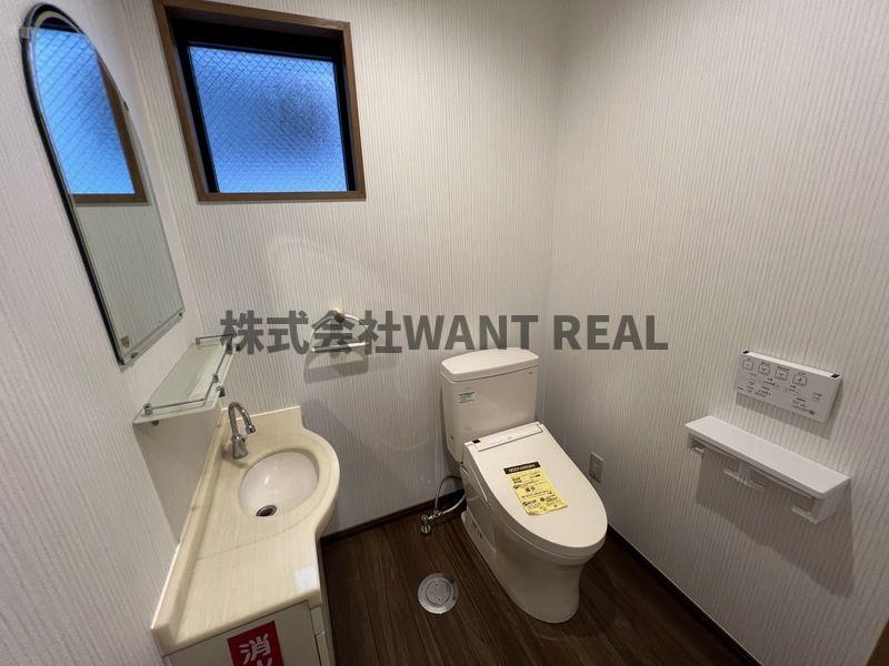 トイレ　コンパクトで使いやすいトイレです