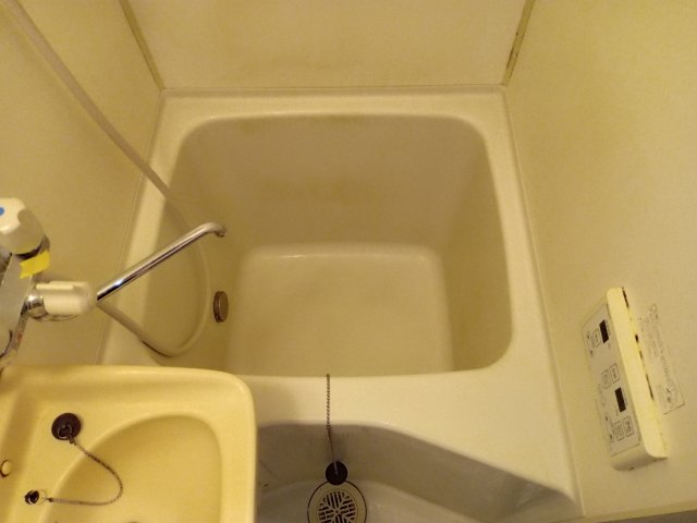 バス・シャワールーム　※他部屋参考写真