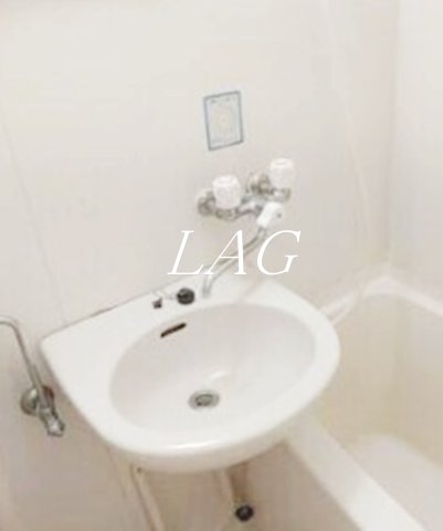 洗面設備　洗面台です。