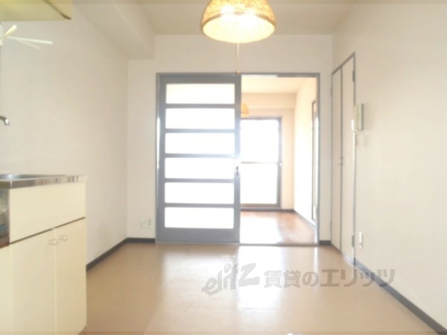 居室・リビング　居室