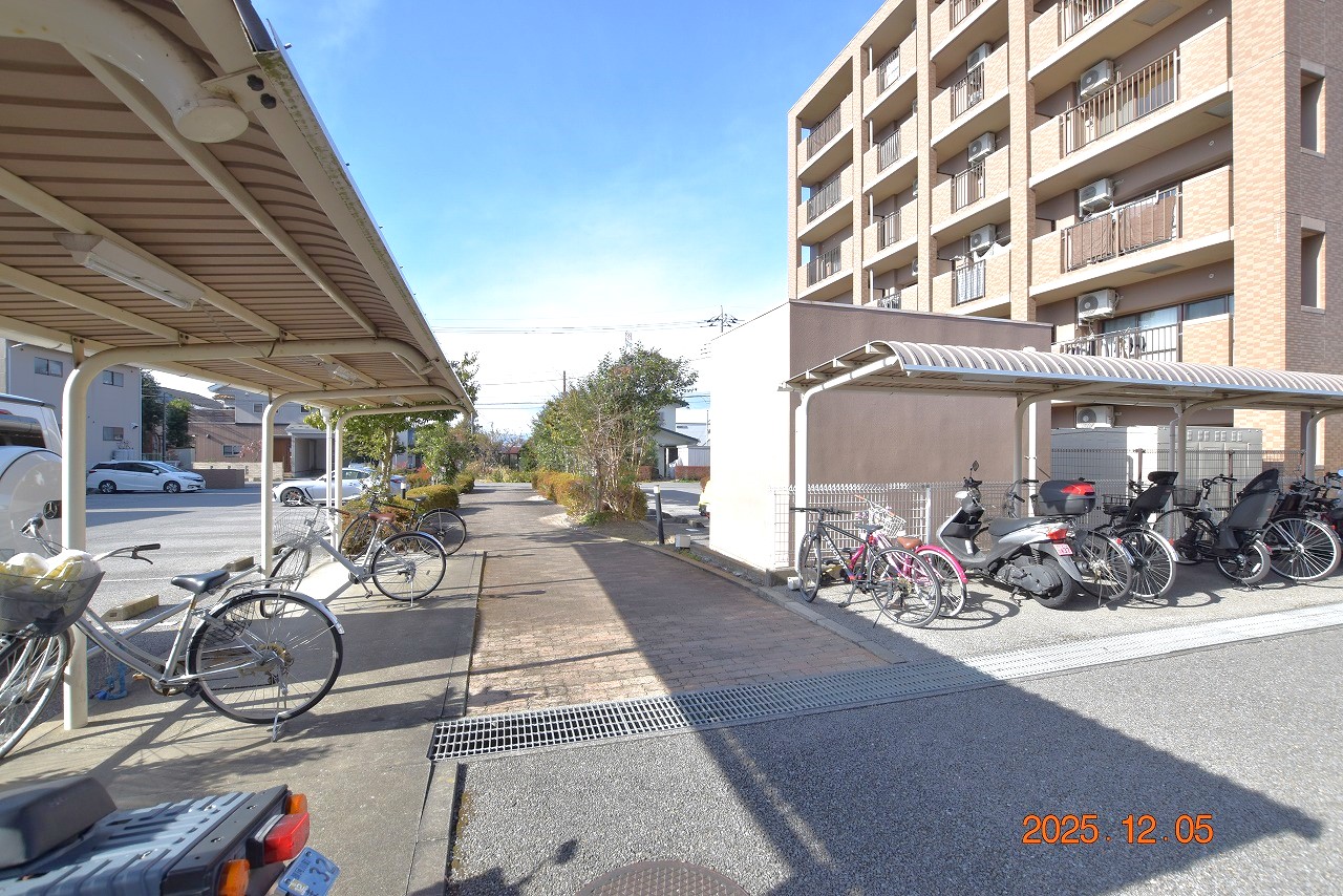 駐車場　オートロック付マンション★仲介手数料無料（個人契約のみ）