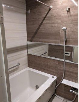 バス・シャワールーム