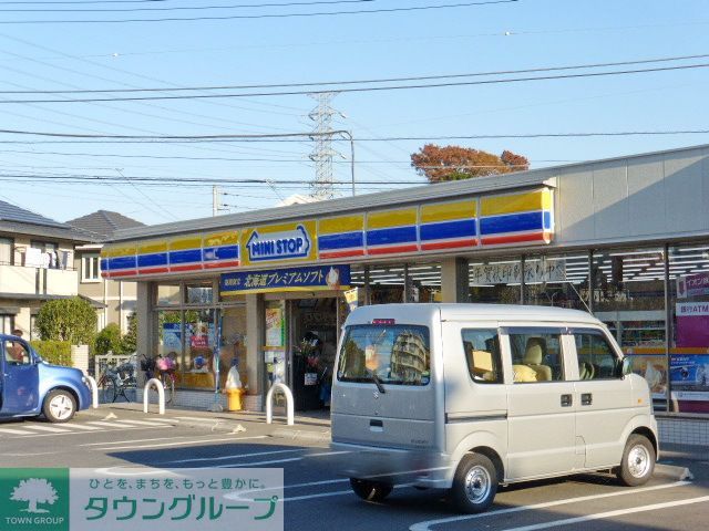 コンビニ　ミニストップ神代植物公園前店（コンビニ）まで420m