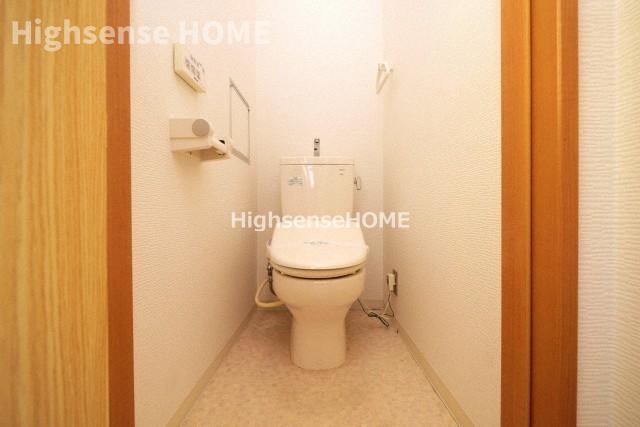 トイレ　落ち着いたトイレです