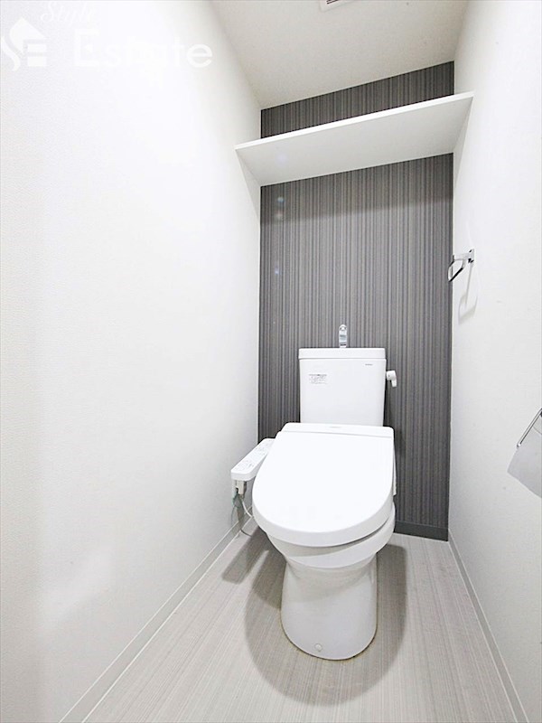 トイレ　温水洗浄便座