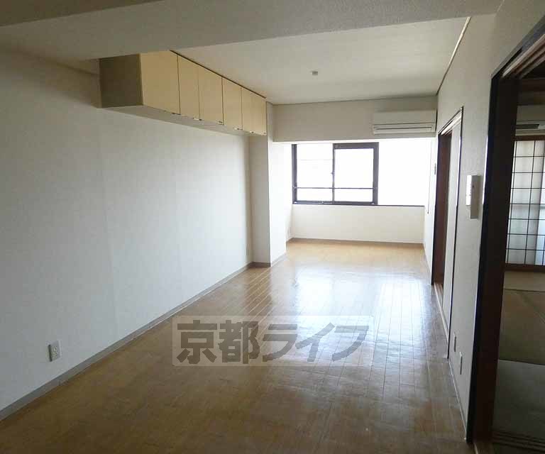 居室・リビング　憩いのスペース、リビングです！