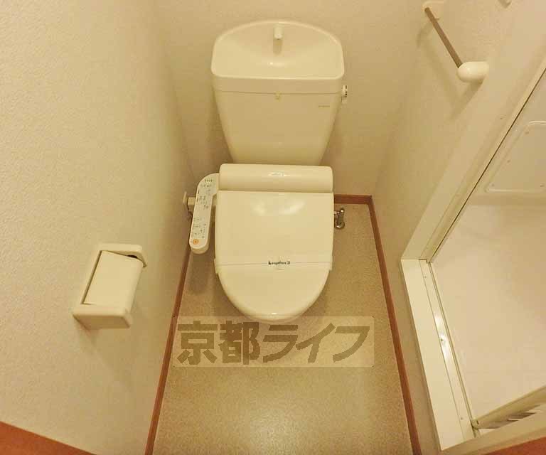 トイレ　シンプルで使いやすいトイレスペース