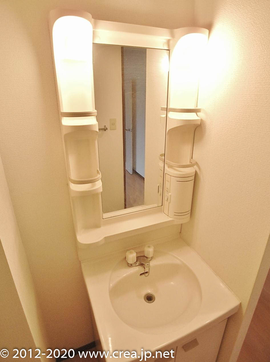 洗面設備　使いやすい洗面所です