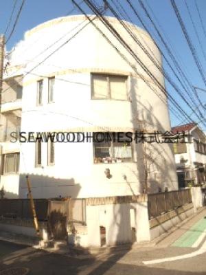 建物外観　大学まで徒歩圏内！