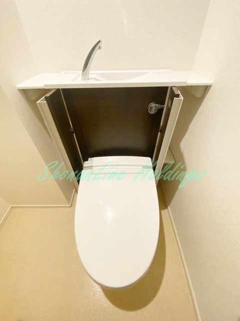 トイレ　清潔感のあるトイレです