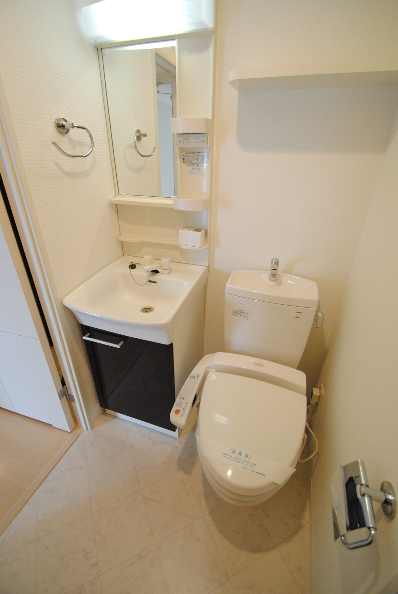 洗面設備　洗面独立です。