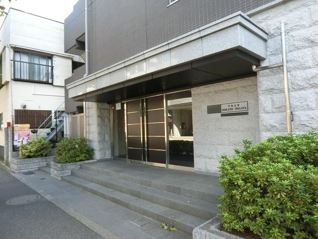 エントランス　エントランス