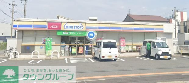 コンビニ　ミニストップ名古屋猪之越町店（コンビニ）まで400m