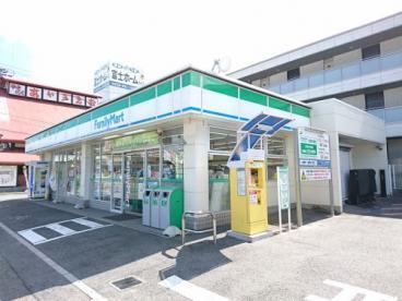 コンビニ　ファミリーマート浜寺石津町店（コンビニ）まで247m