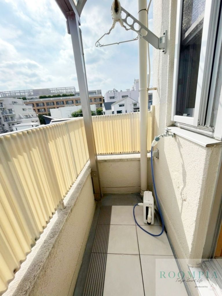 バルコニー　バルコニー