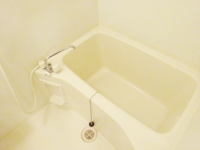 バス・シャワールーム　バスルーム