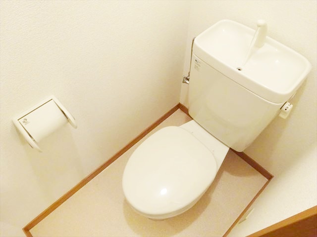 トイレ　コンパクトで使いやすいトイレです