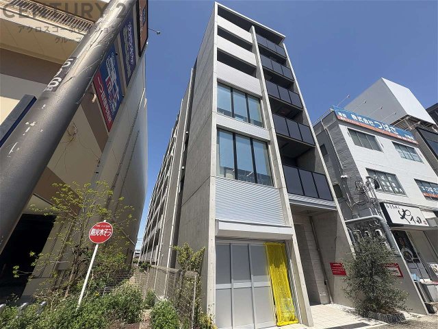 建物外観　エレベータ付きで、重い荷物があっても便利です！