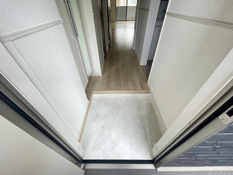 玄関　※別号室の写真使用中※