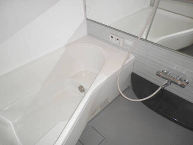 バス・シャワールーム　浴室