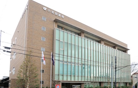 図書館　江戸川区立小岩図書館（図書館）まで893m