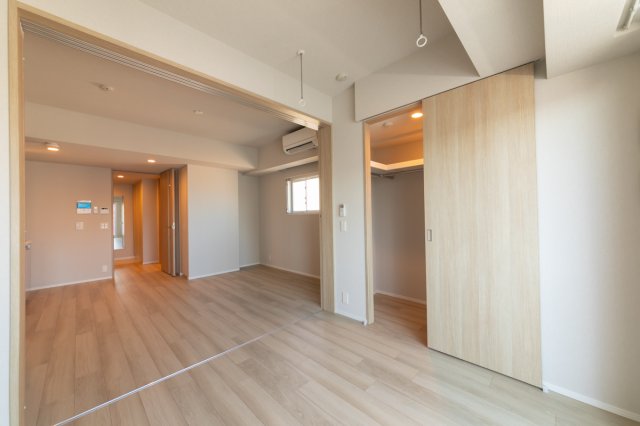 その他部屋・スペース　使い勝手のいい寝室です