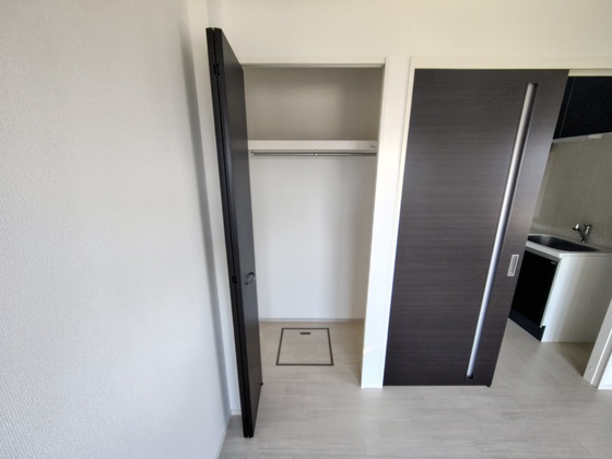 収納　※別部屋の写真です