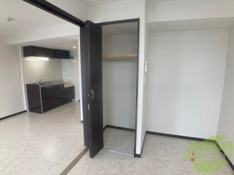 収納　寝室の収納です。部屋がすっきり片付きます。