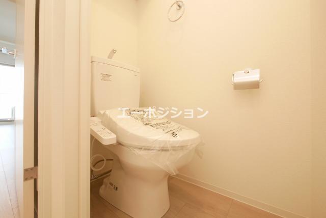 トイレ　セレニテ難波ミラク参番館