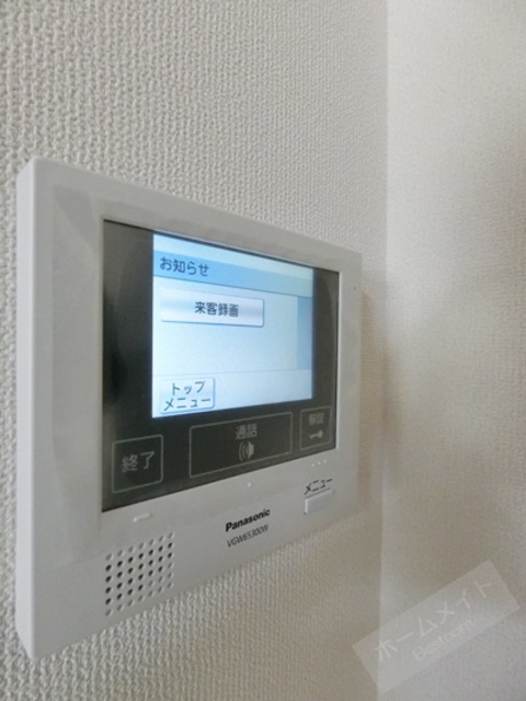 セキュリティ　カラーモニターホンで来訪者を確認できます♪