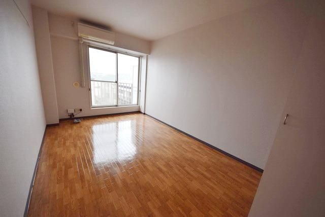 居室・リビング　★広々生活できますよ★