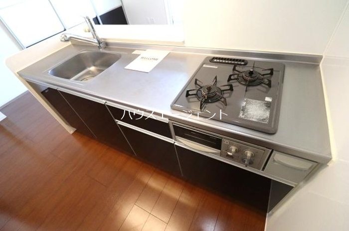 キッチン　人気のカウンターキッチンです。