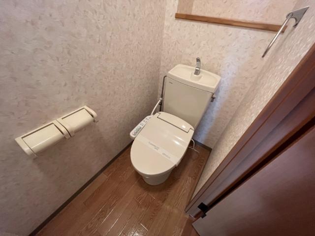 トイレ　シャワー付トイレ