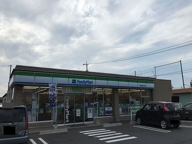 コンビニ　ファミリーマート倉敷中畝九丁目（コンビニ）まで550m