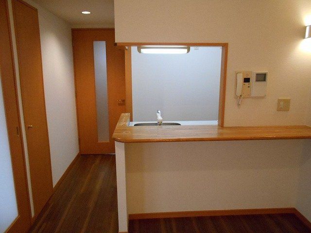 居室・リビング　※別部屋の参考写真です。