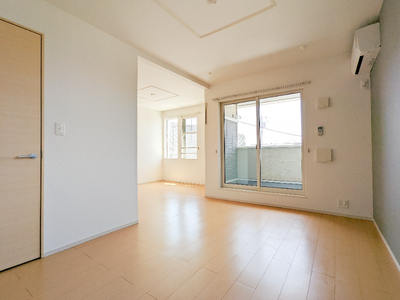 居室・リビング　図面と現状に相違がある場合には現状を優先