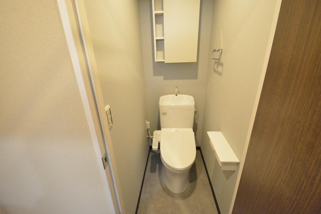 トイレ　シャワー付トイレ