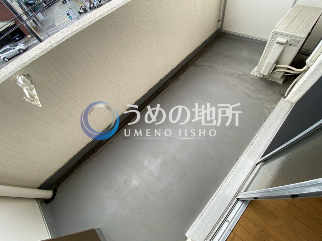 バルコニー　バルコニー