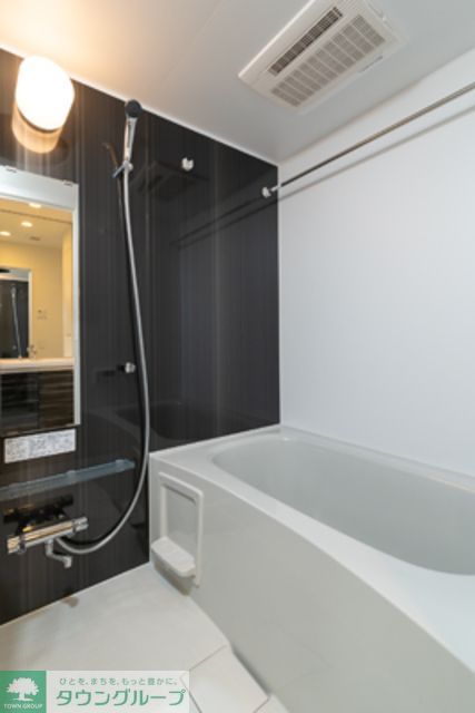 バス・シャワールーム　※写真は同タイプ住戸です。