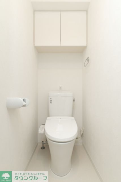 トイレ　※写真は同タイプ住戸です。