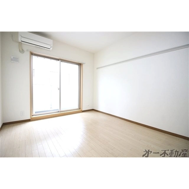 建物外観　洋室