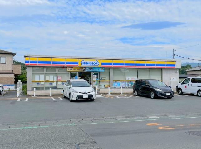 コンビニ　ミニストップ三島北沢店（コンビニ）まで1132m